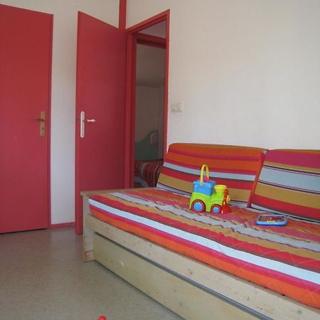 Residence Nemea Les Rives De Saint Brice Ares Exterior photo
